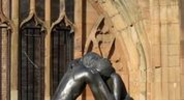 https://commons.wikimedia.org/wiki/File:Reconciliation_by_Vasconcellos,_Coventry.jpg