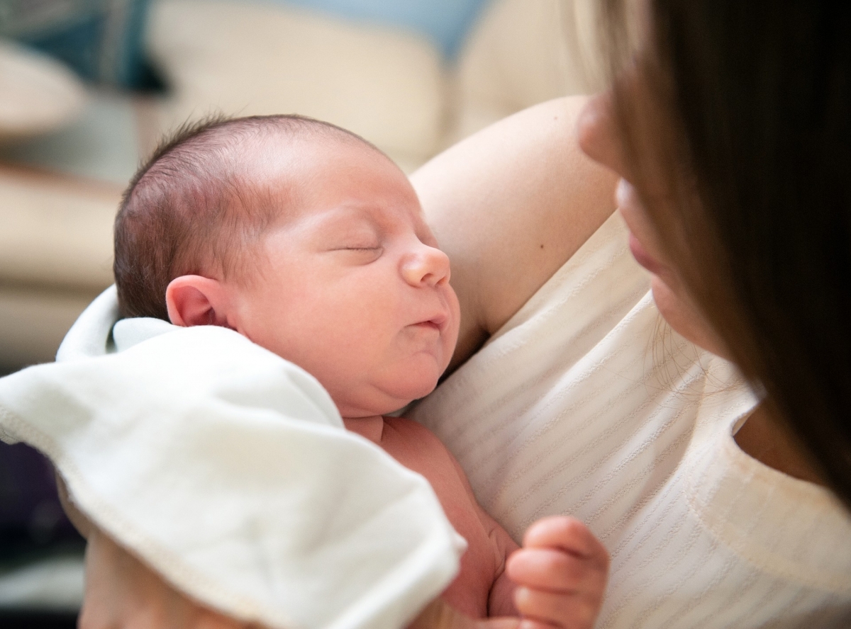 Bild 5: Mutter mit Baby